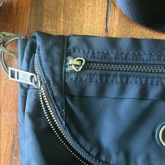 lululemon athletica Black Crossbody Bag - Picture 2 of 4